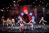 The-Rocky-Horror-Show_BFM-2019-06-26_087.jpg : Szenefoto The Rocky Horror Show, Burgfestspiele Mayen, Spielzeit 2019, Bild 86/103