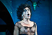 The-Rocky-Horror-Show_BFM-2019-06-26_093.jpg : Szenefoto The Rocky Horror Show, Burgfestspiele Mayen, Spielzeit 2019, Bild 92/103